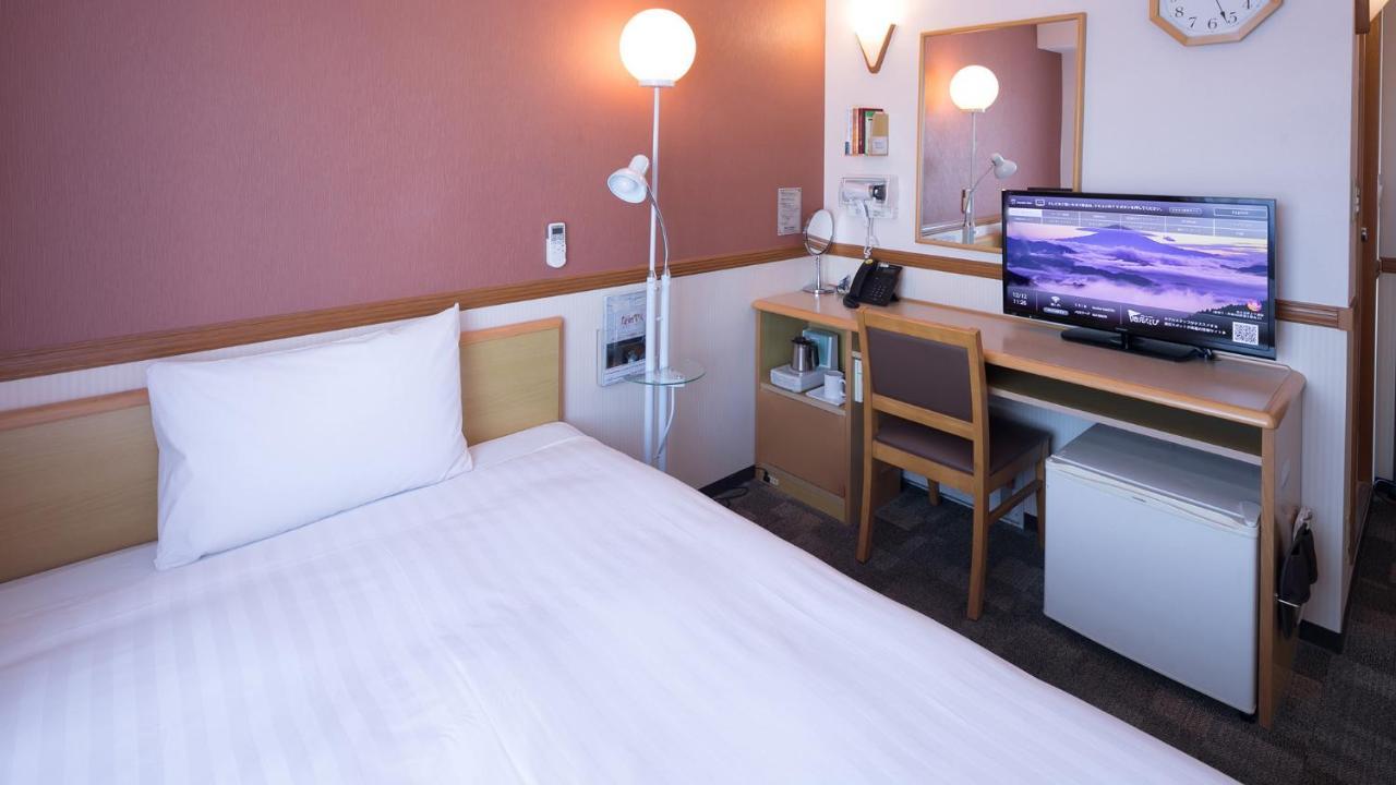 Toyoko Inn Sendai Higashi-Guchi No.1 Exteriör bild