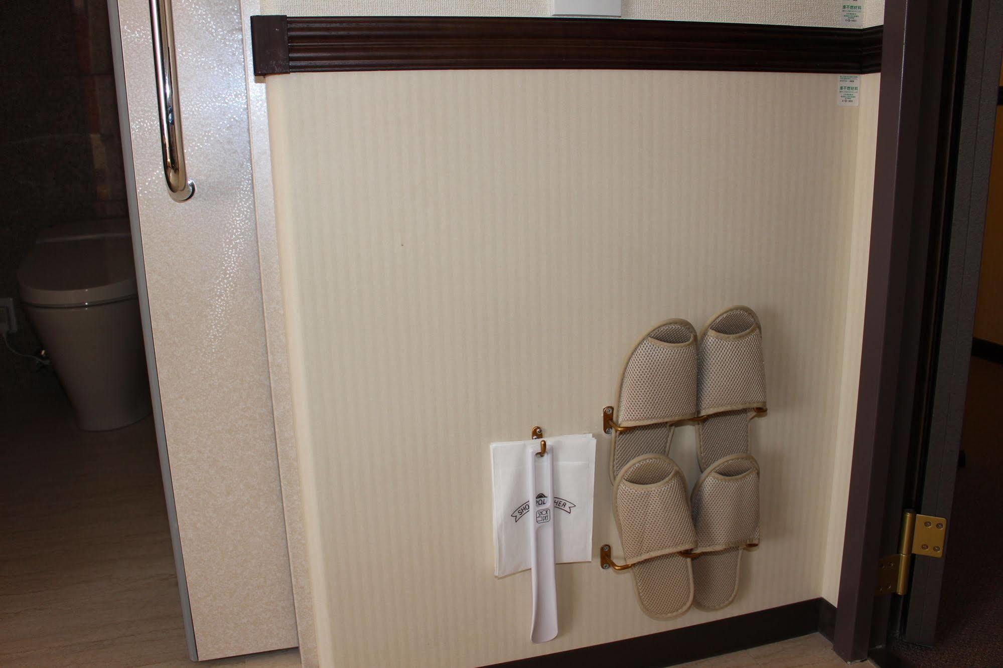 Toyoko Inn Sendai Higashi-Guchi No.1 Exteriör bild